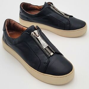 FRYE sz6  Lena Zip Low Slide in Sneaker Loafer Calfskin in Black